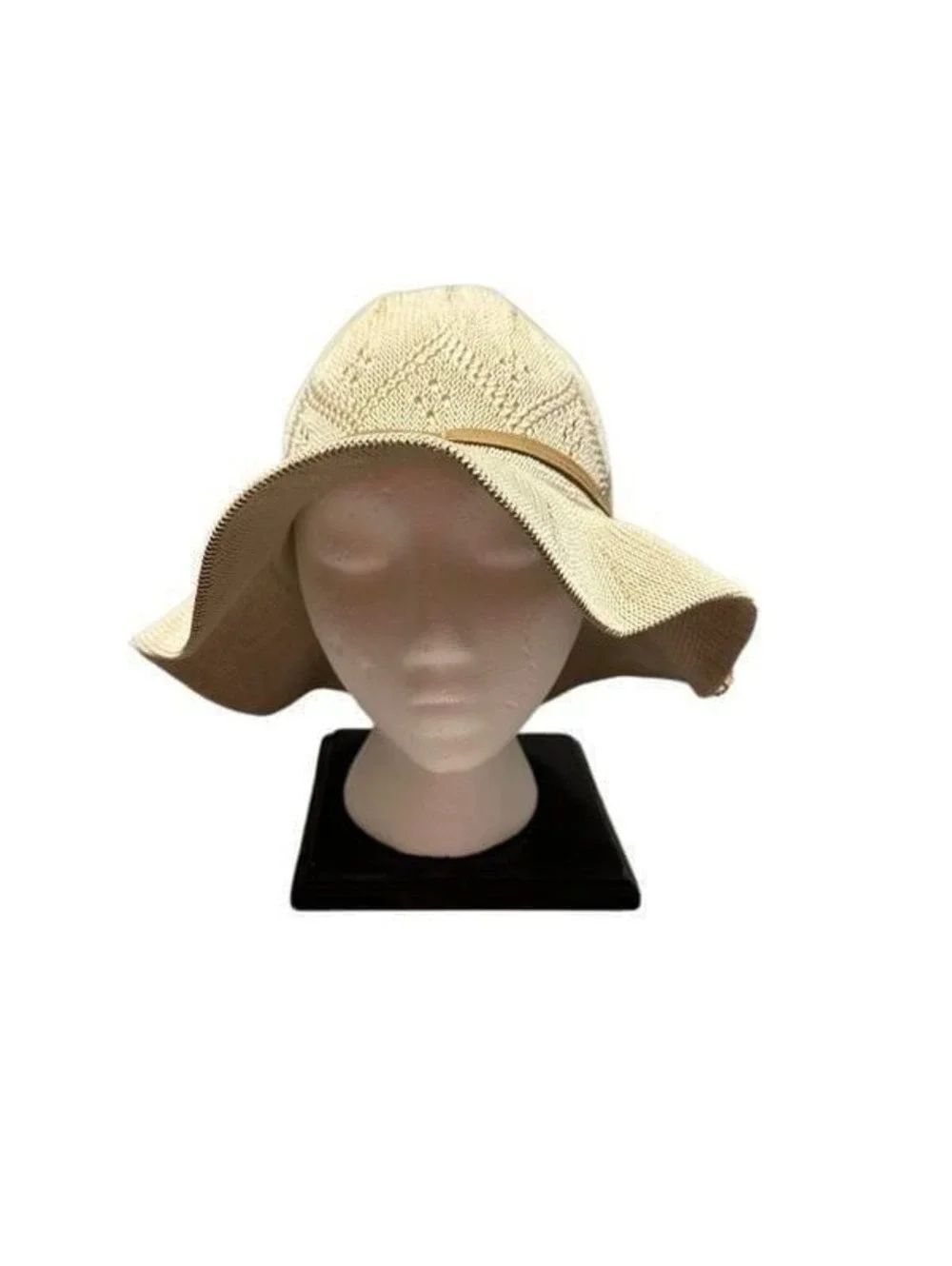 New! Crushable Hat With Tassel Design